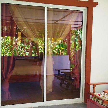 Dan Zoranz Self Catering Guest House La Digue Buitenkant foto