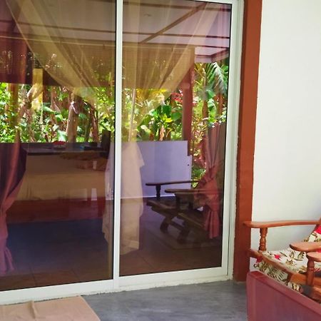 Dan Zoranz Self Catering Guest House La Digue Buitenkant foto