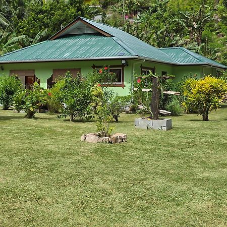 Dan Zoranz Self Catering Guest House La Digue Buitenkant foto