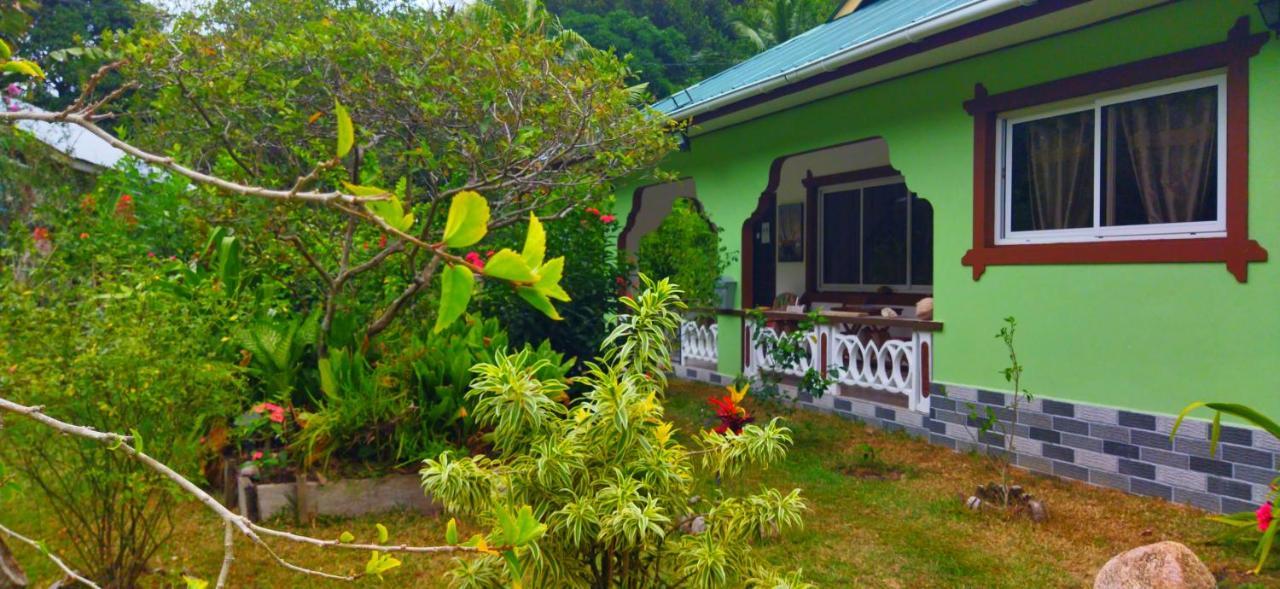 Dan Zoranz Self Catering Guest House La Digue Buitenkant foto