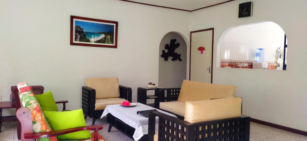 Dan Zoranz Self Catering Guest House La Digue Buitenkant foto