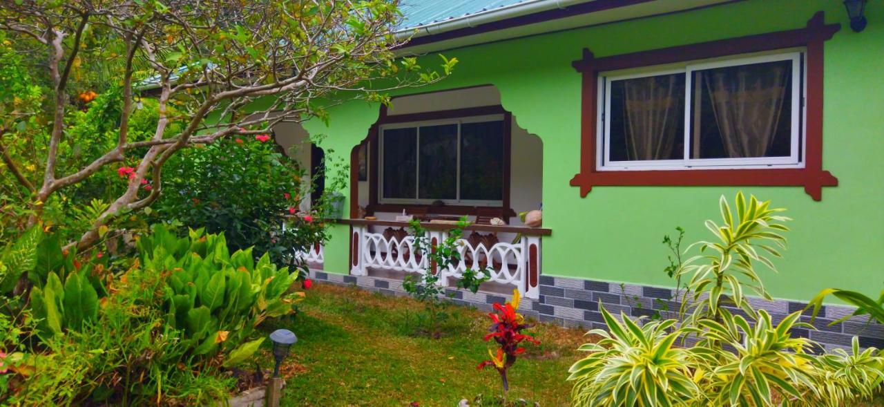 Dan Zoranz Self Catering Guest House La Digue Buitenkant foto