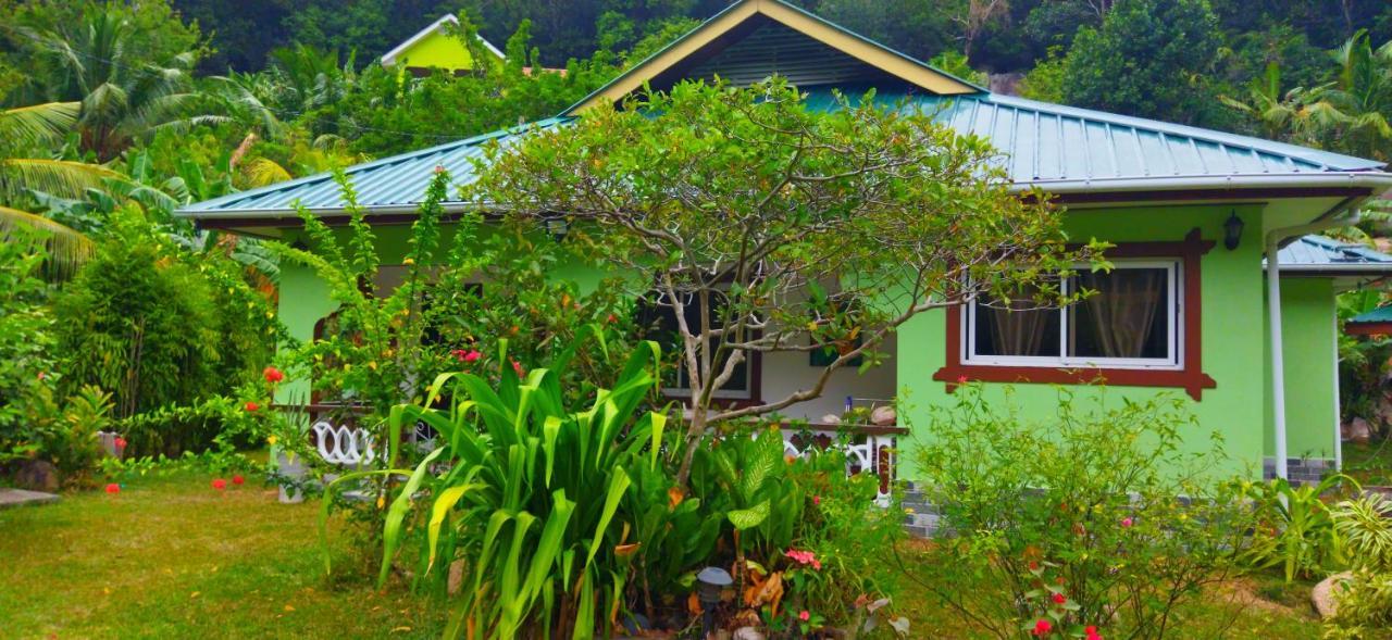 Dan Zoranz Self Catering Guest House La Digue Buitenkant foto