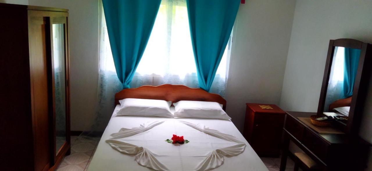 Dan Zoranz Self Catering Guest House La Digue Buitenkant foto