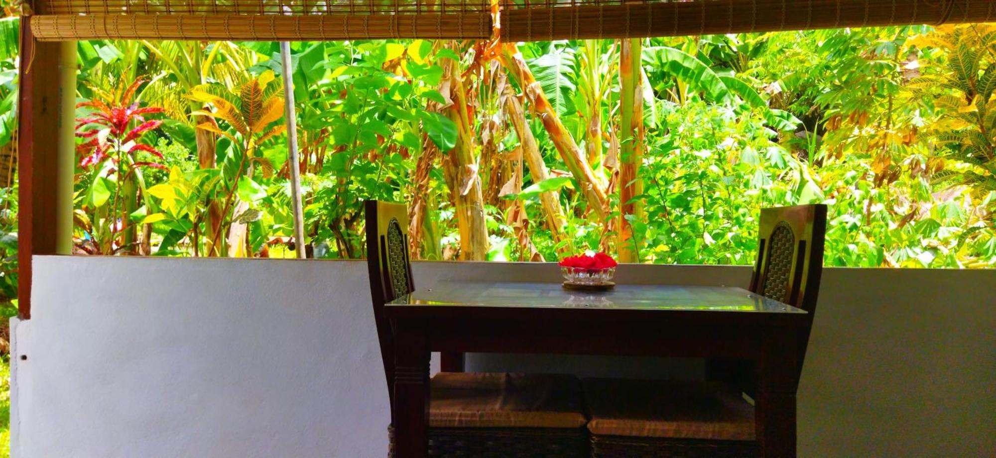 Dan Zoranz Self Catering Guest House La Digue Buitenkant foto